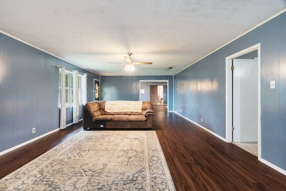 9157 HWY 271 Powderly, TX 75473