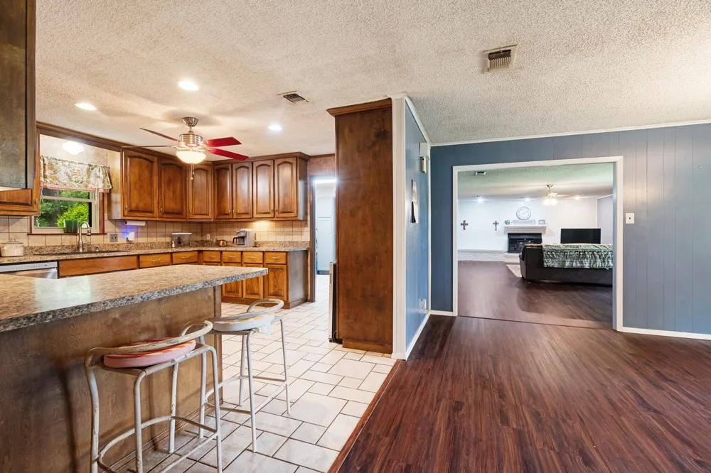 9157 HWY 271 Powderly, TX 75473