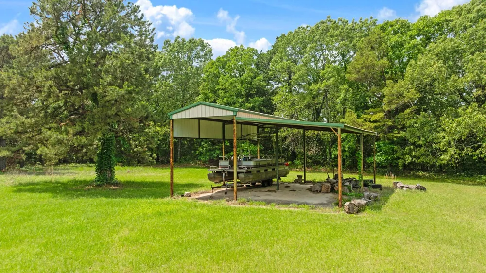 9157 HWY 271 Powderly, TX 75473