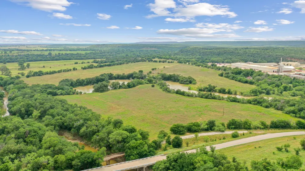 Goen Road Millsap, TX 76066