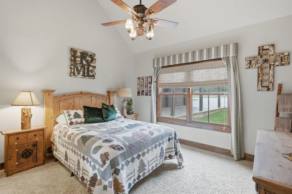 1170 Waterfall Way Graford, TX 76449