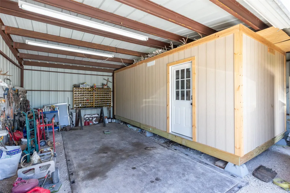 10227 County Road 379 Hawley, TX 79525