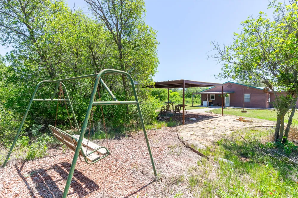10227 County Road 379 Hawley, TX 79525