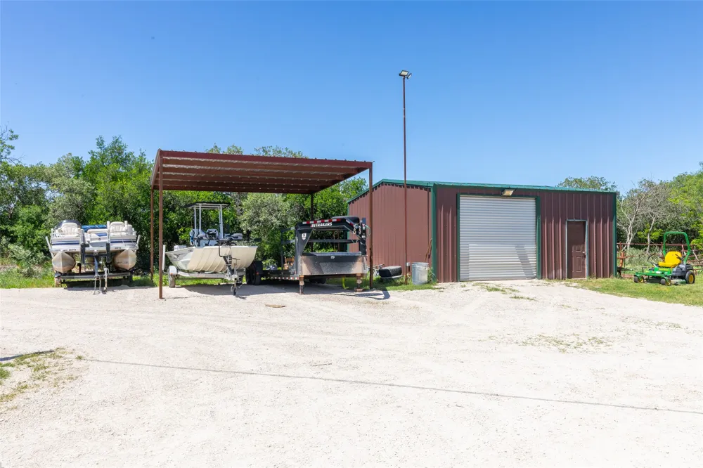 10227 County Road 379 Hawley, TX 79525
