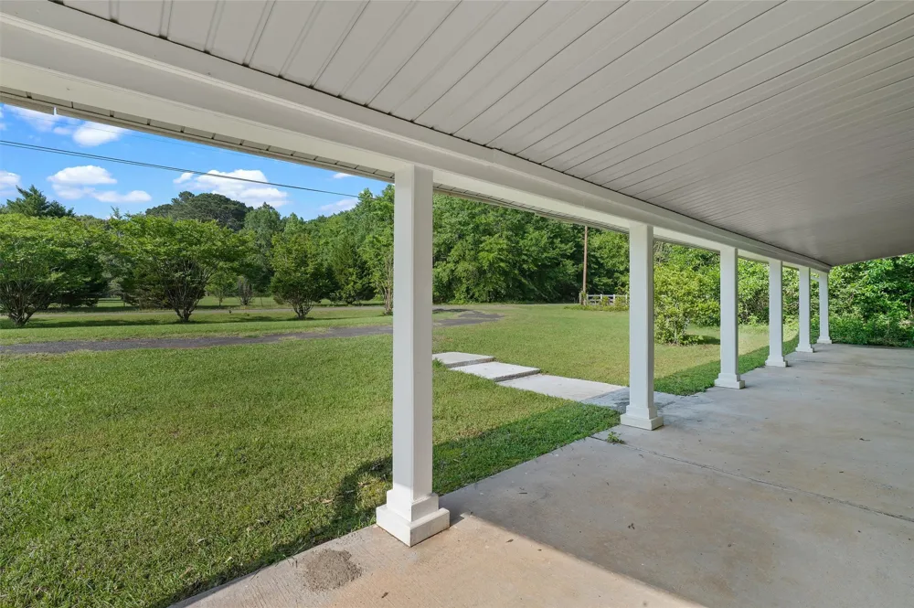 10553 White Oak Drive Keithville, LA 71047