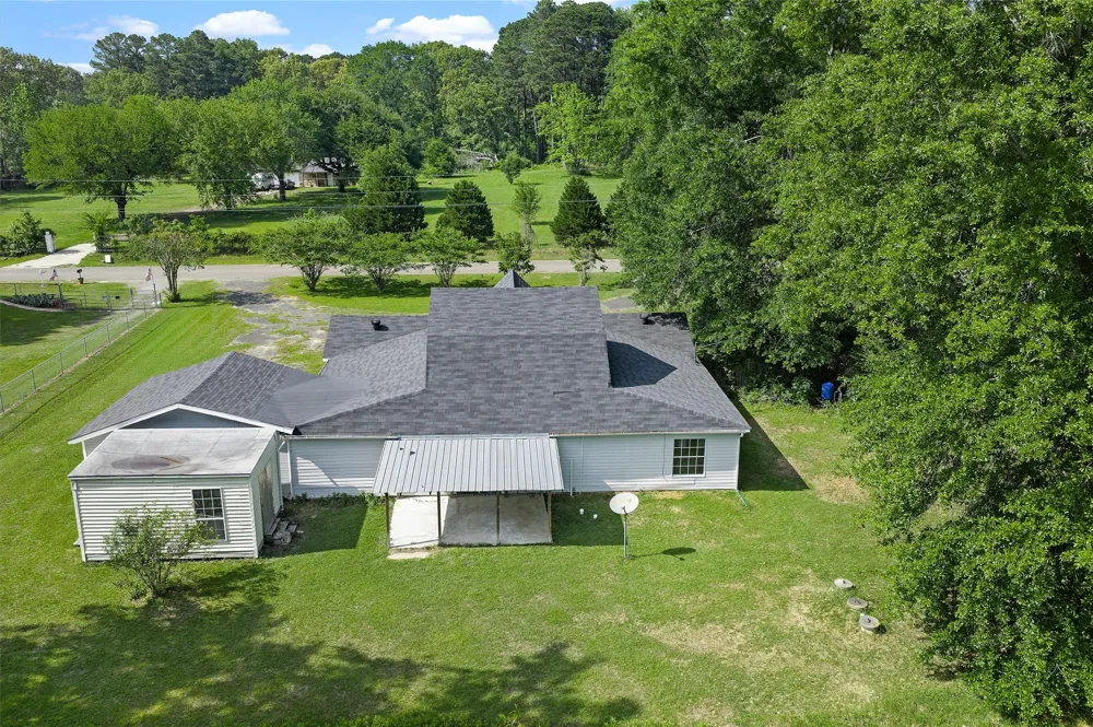 10553 White Oak Drive Keithville, LA 71047