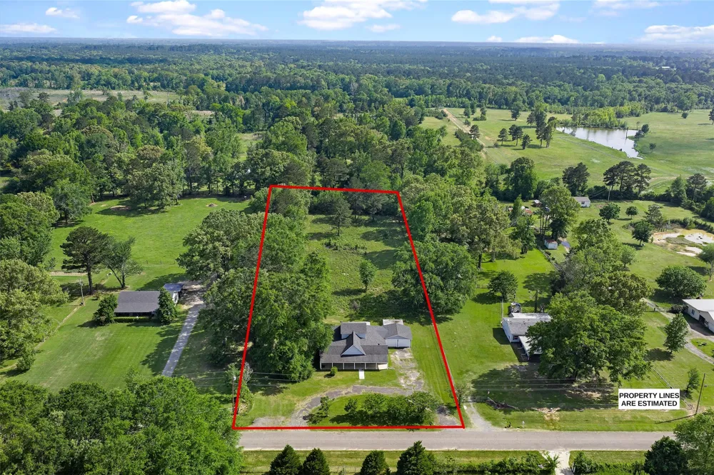 10553 White Oak Drive Keithville, LA 71047