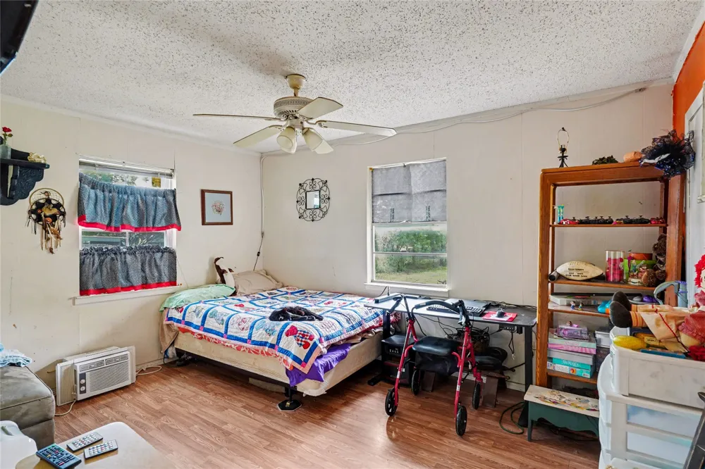5700 Kennedy Street Watauga, TX 76148