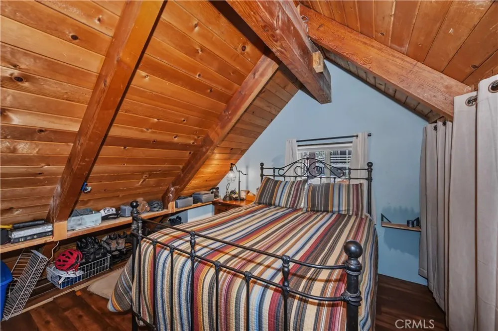521 Fir Lane Green Valley Lake, CA 92341