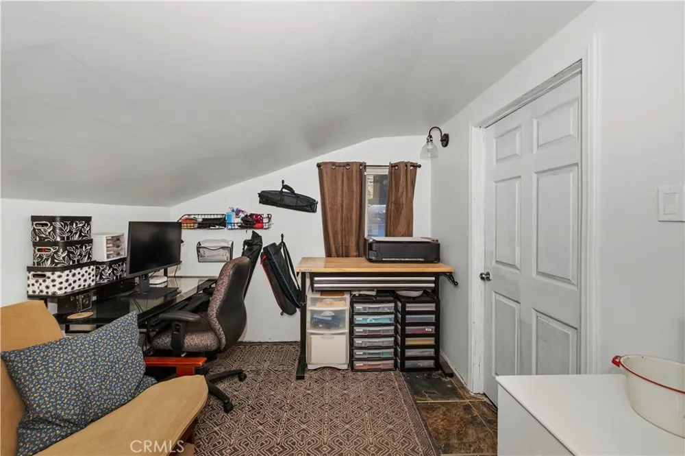 521 Fir Lane Green Valley Lake, CA 92341