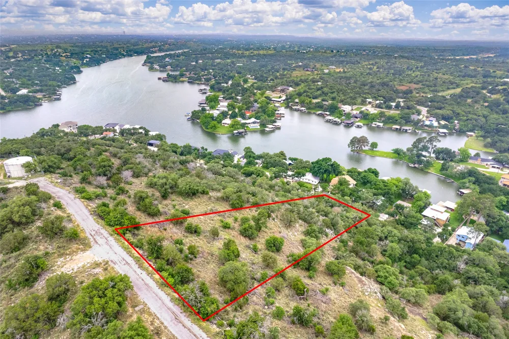 4 Skyline Drive Sunrise Beach, TX 78643
