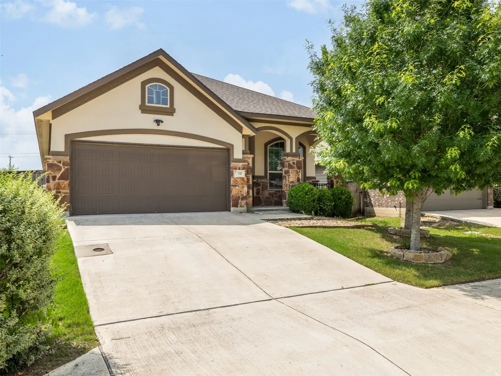 717 Blue Agave Lane Georgetown, TX 78626
