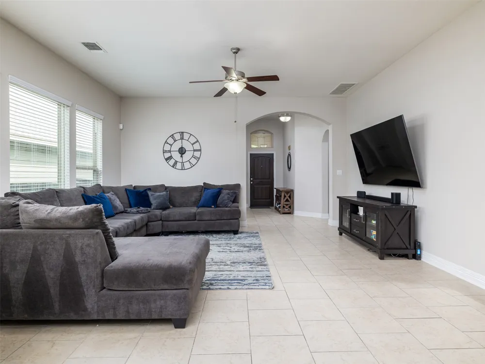 717 Blue Agave Lane Georgetown, TX 78626