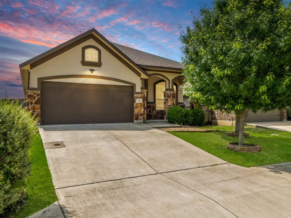 717 Blue Agave Lane Georgetown, TX 78626