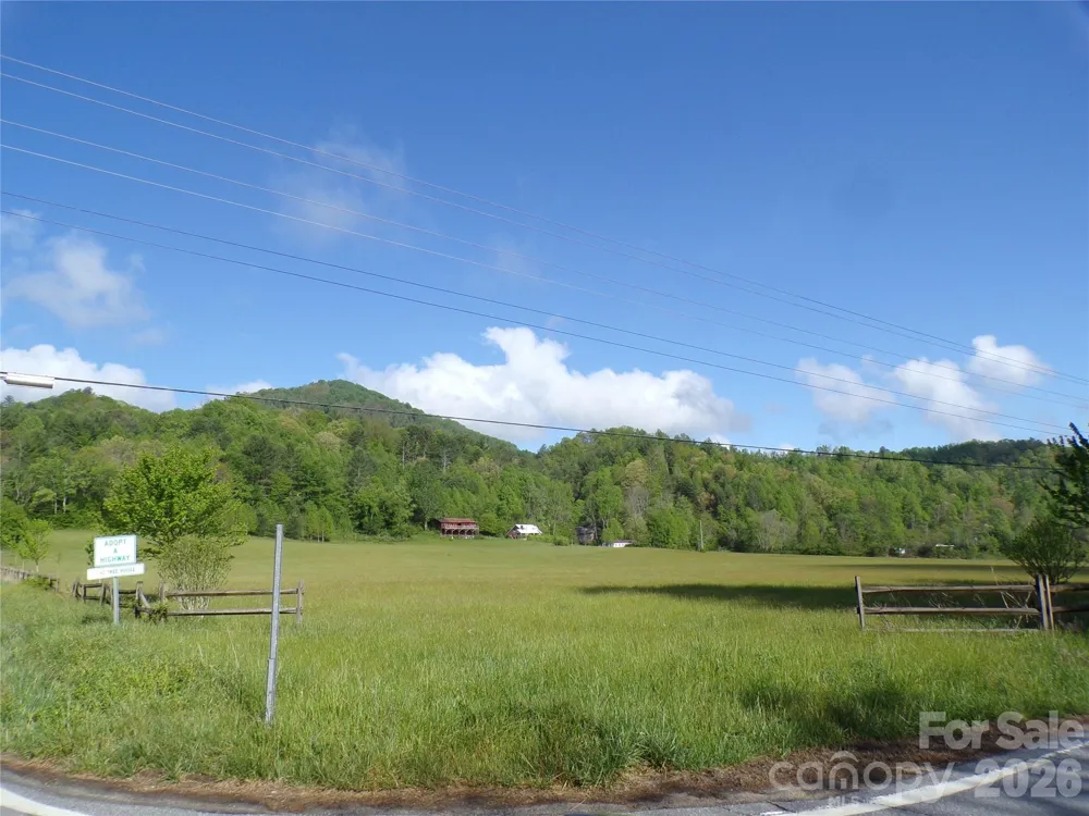 145 Kirks Drive Hot Springs, NC 28743