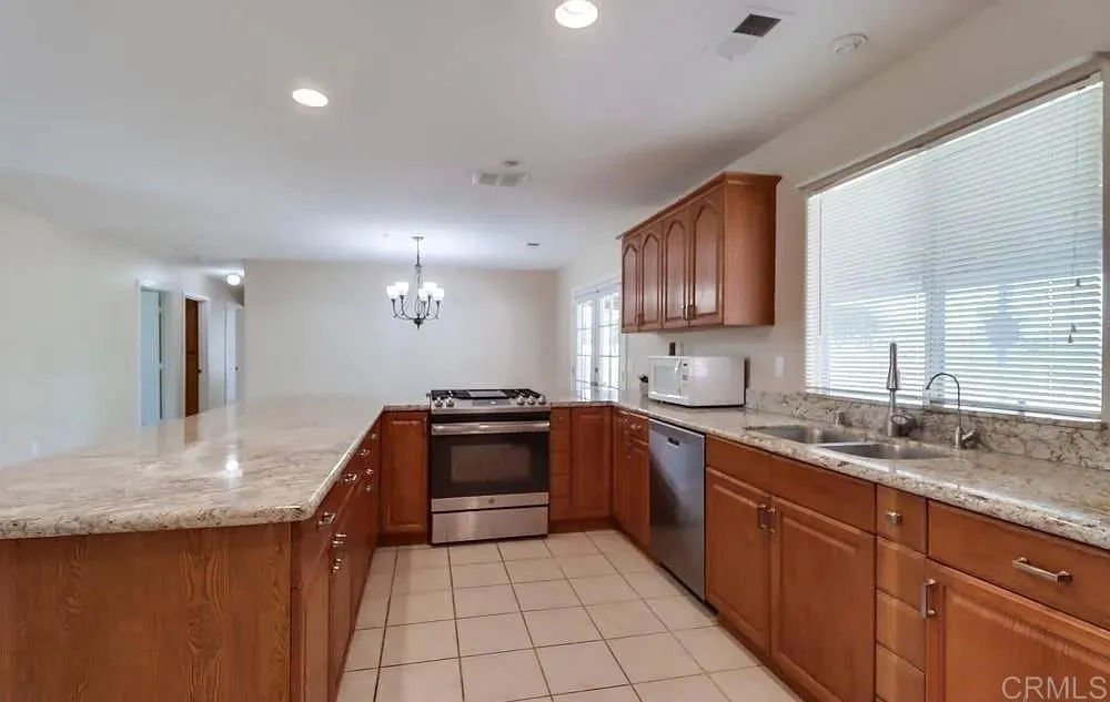 29956 Oak Drive Campo, CA 91906