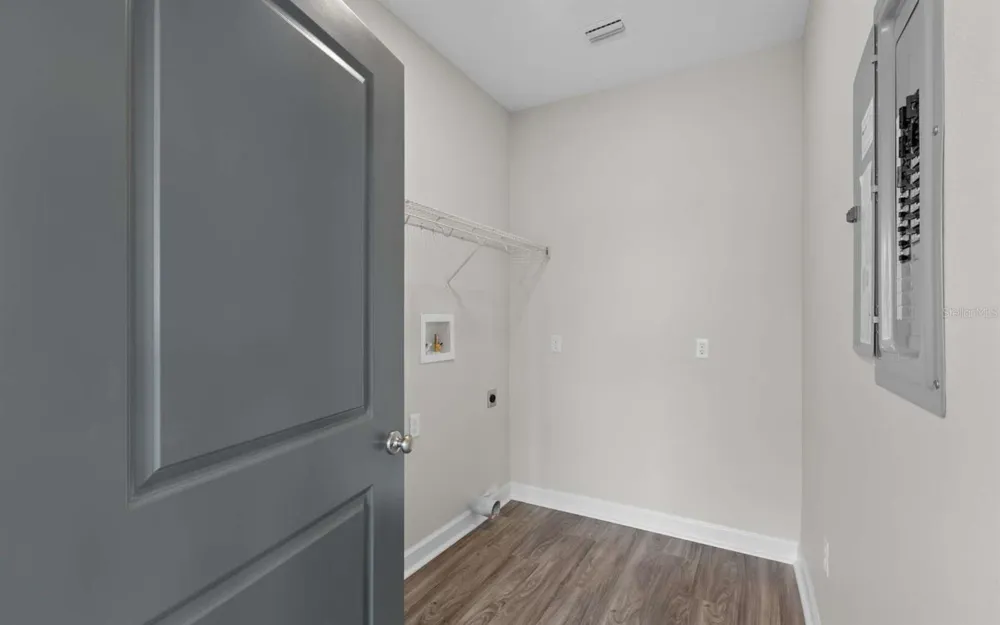 206 MESA STREET NW Live Oak, FL 32064