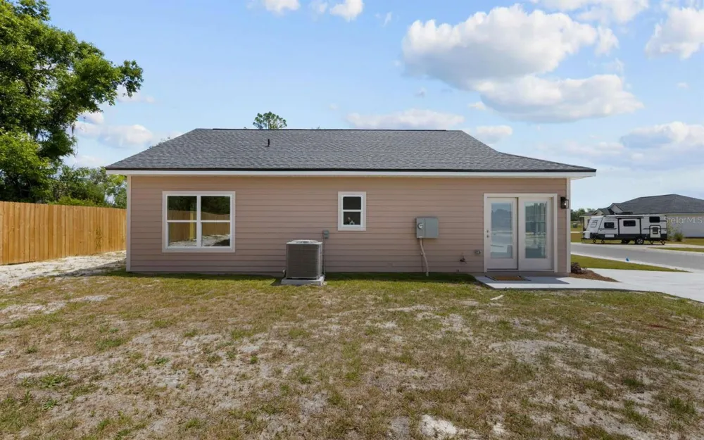 206 MESA STREET NW Live Oak, FL 32064