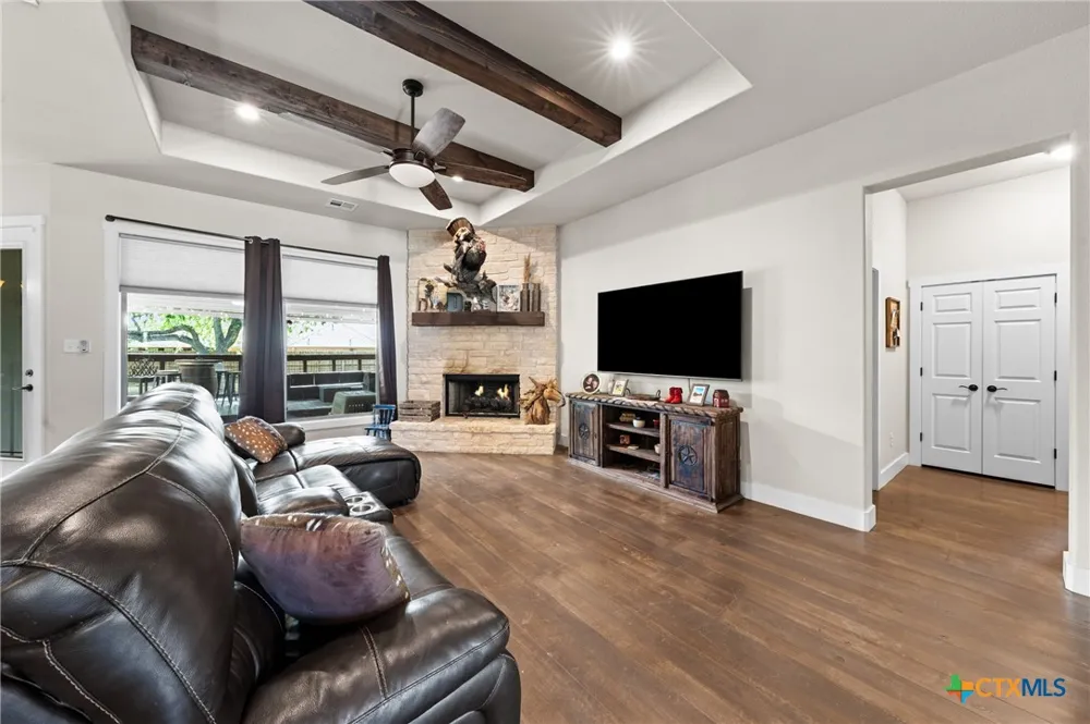 1006 Deer Crossing Salado, TX 76571