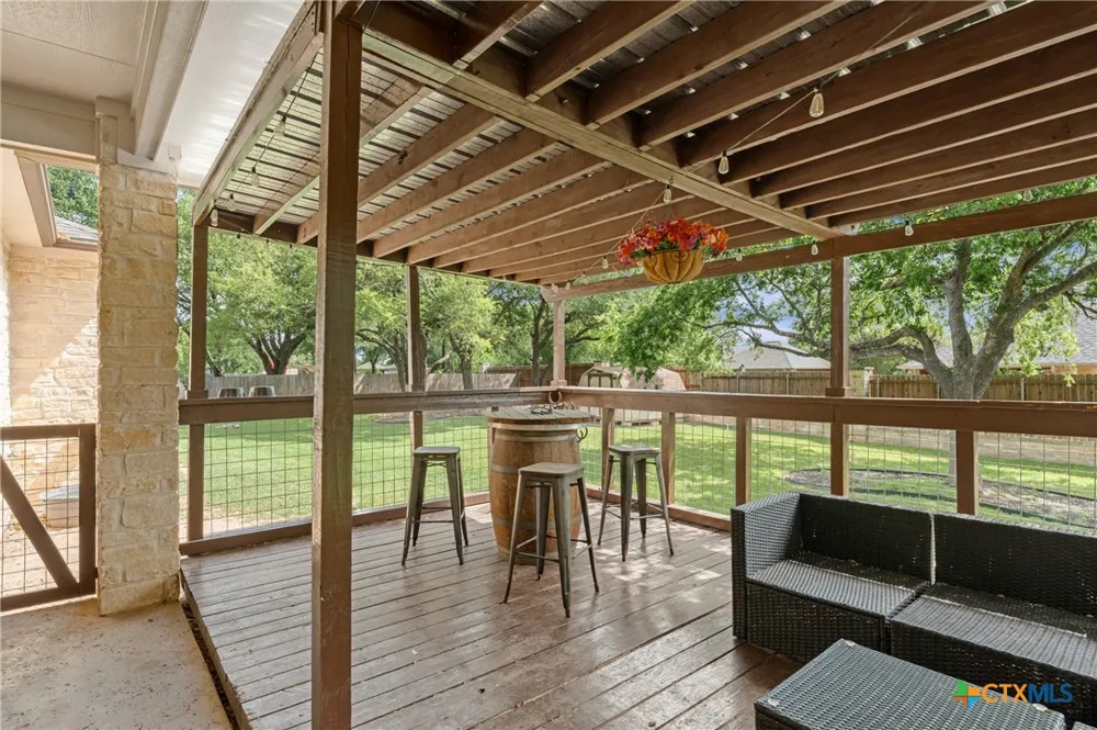 1006 Deer Crossing Salado, TX 76571