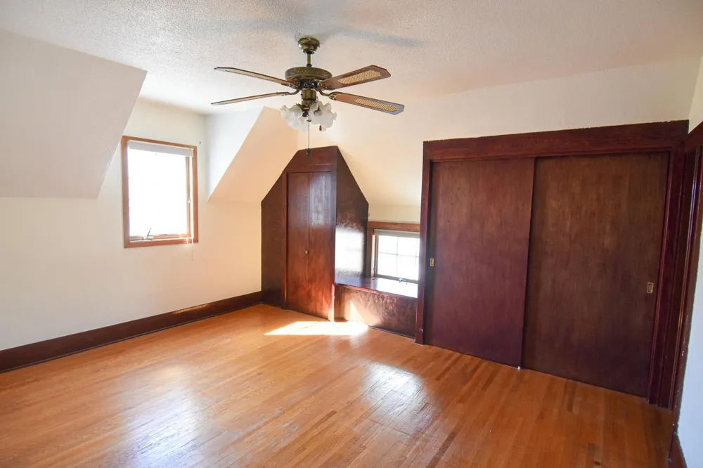 203 E Fletcher Avenue Warren, MN 56762