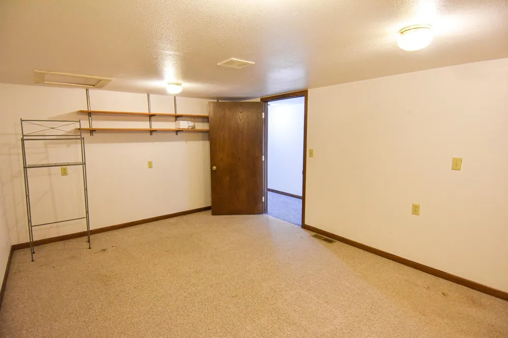 203 E Fletcher Avenue Warren, MN 56762