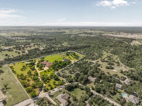 321 Verna Trail