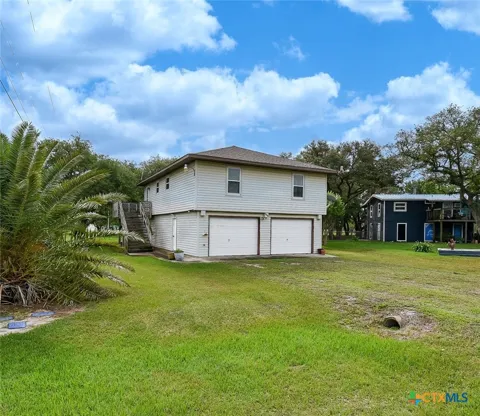 225 Swallow Drive
