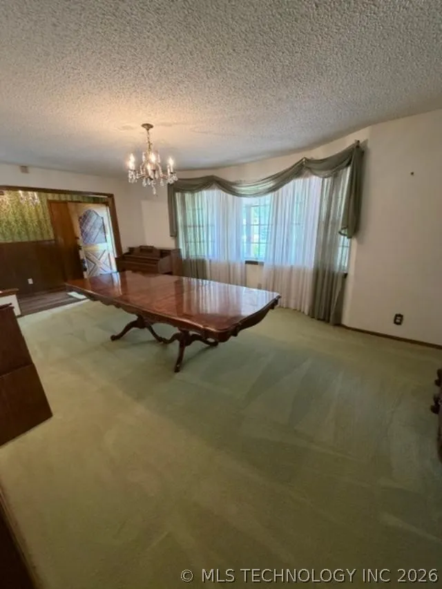 202 Sooner Holdenville, OK 74848