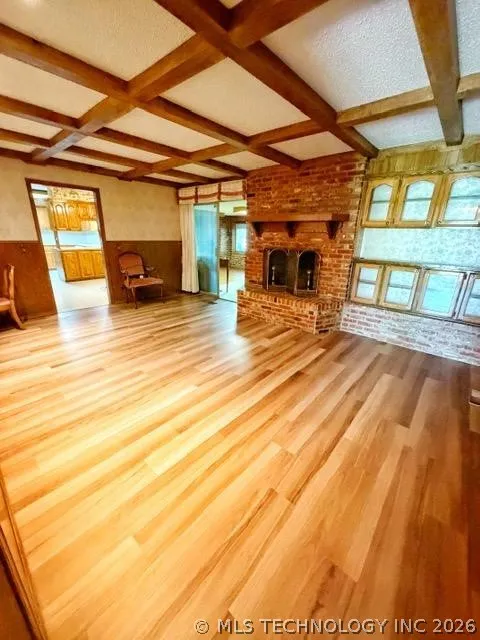 202 Sooner Holdenville, OK 74848