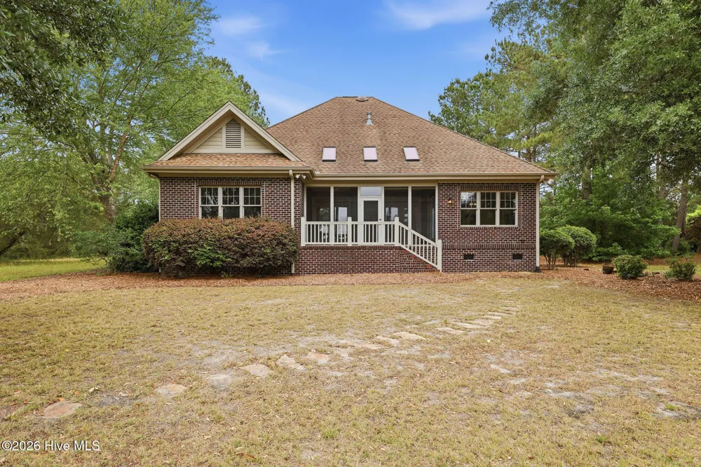 168 Cedar Point Drive Wallace, NC 28466