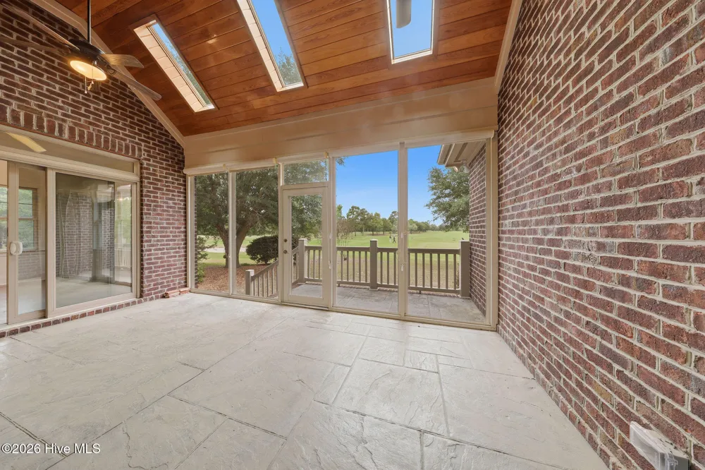 168 Cedar Point Drive Wallace, NC 28466