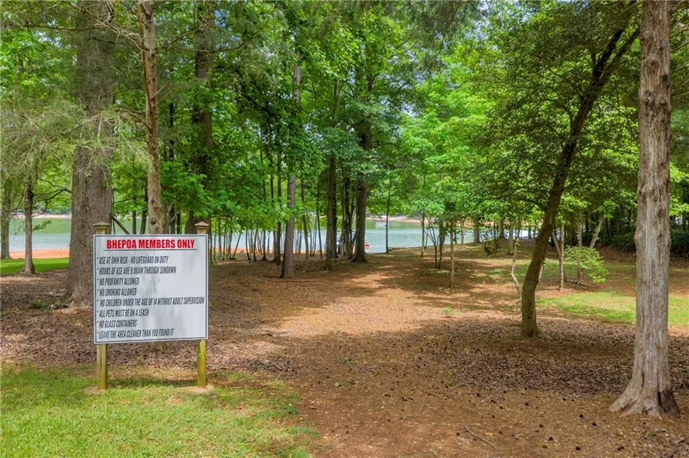 397 Normandy Trail Lavonia, GA 30553