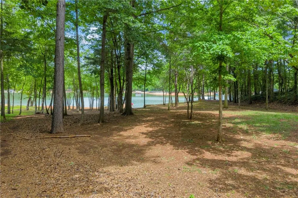 397 Normandy Trail Lavonia, GA 30553