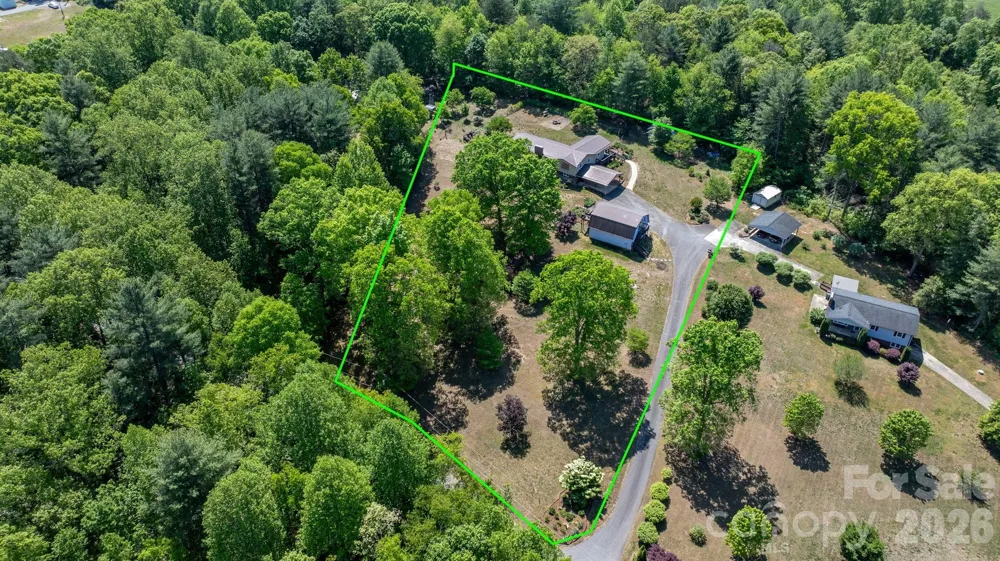 2113 White Pine Drive Granite Falls, NC 28638