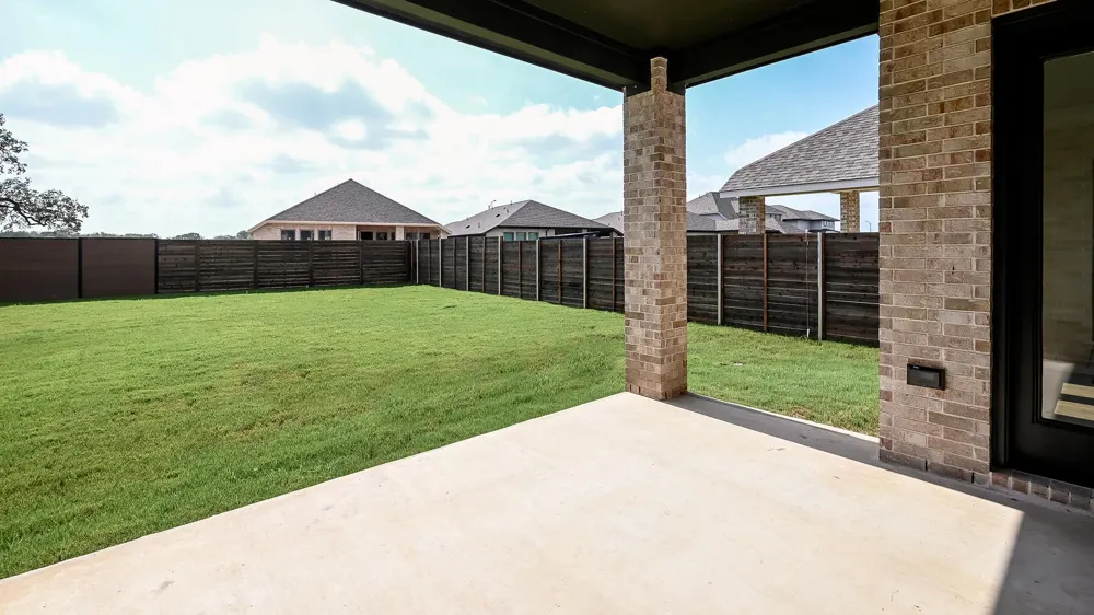 306 Foxfire Cove Lockhart, TX 78644