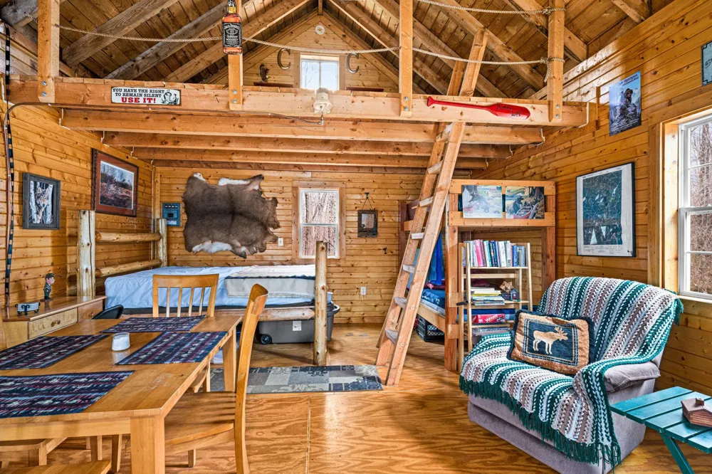 4598 McAlpine Spur Road Two Harbors, MN 55616