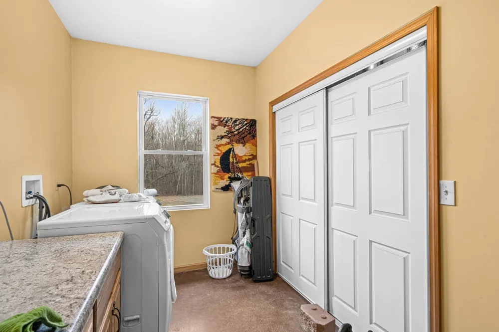 4598 McAlpine Spur Road Two Harbors, MN 55616