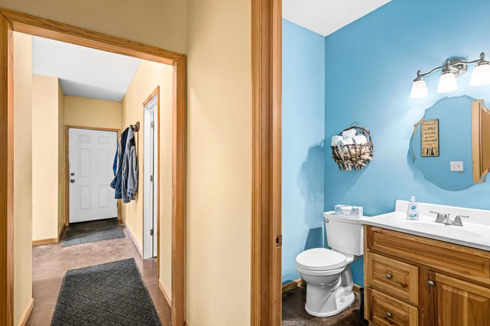 4598 McAlpine Spur Road Two Harbors, MN 55616