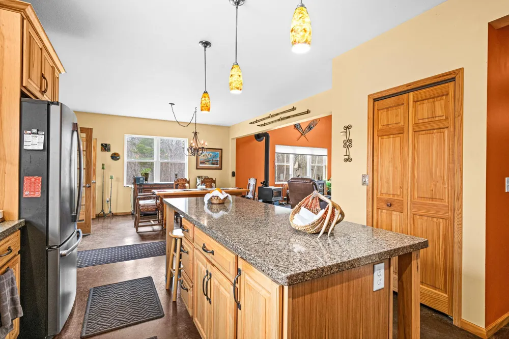 4598 McAlpine Spur Road Two Harbors, MN 55616