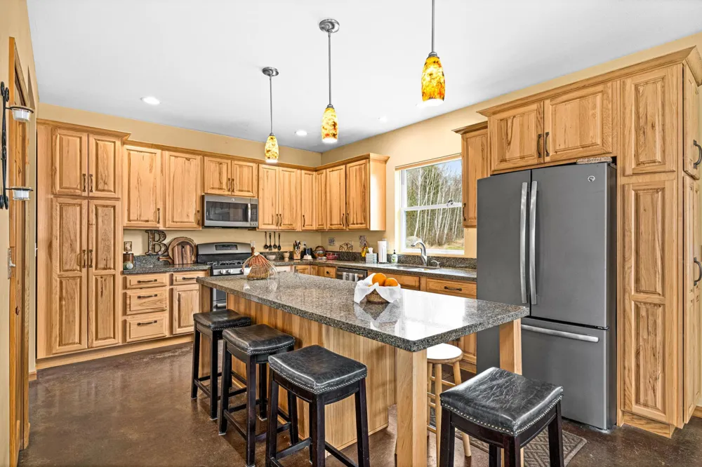 4598 McAlpine Spur Road Two Harbors, MN 55616