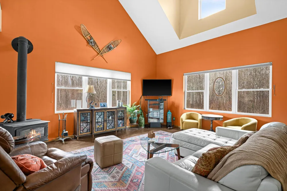 4598 McAlpine Spur Road Two Harbors, MN 55616