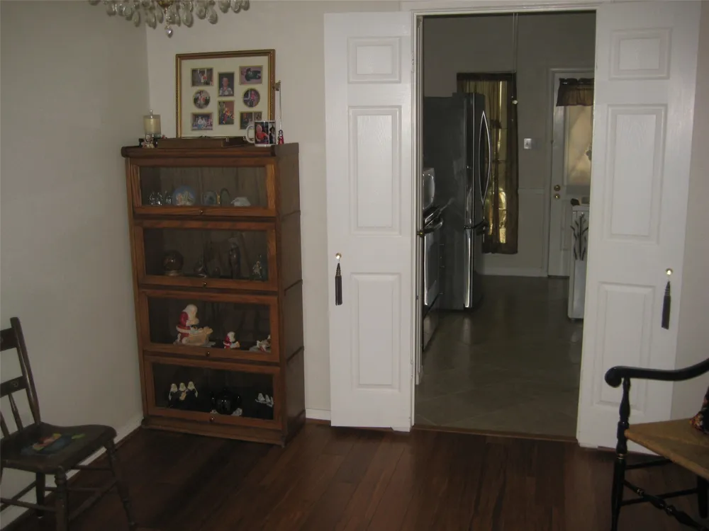 4320 S Bellaire Drive S #114W Fort Worth, TX 76109