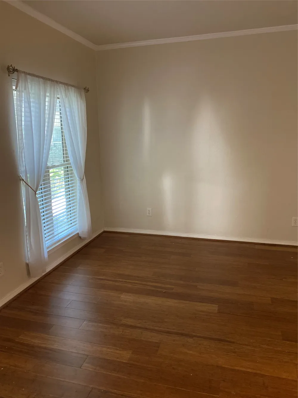 4320 S Bellaire Drive S #114W Fort Worth, TX 76109