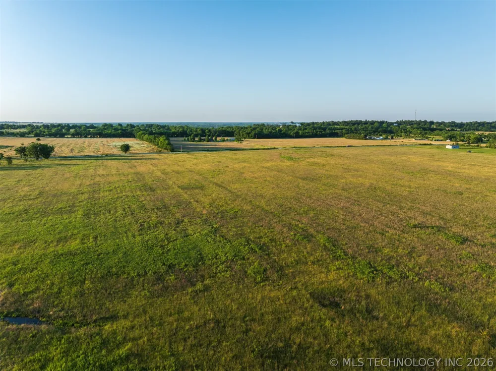2 Old Highway 10 Miami, OK 74354