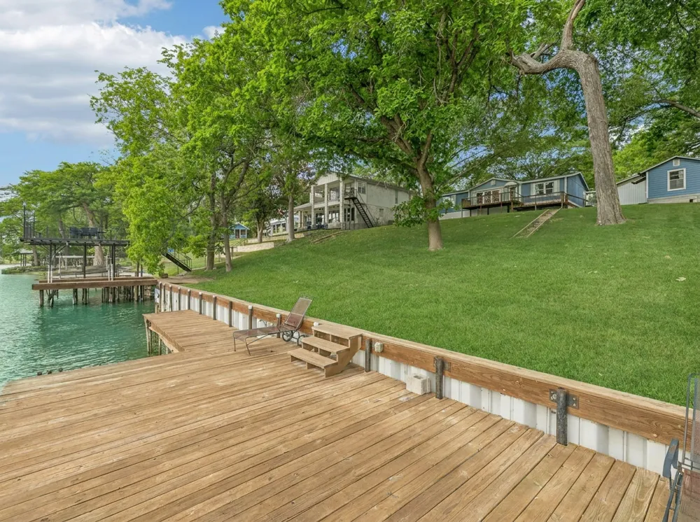 360 Shangrila Lane New Braunfels, TX 78130