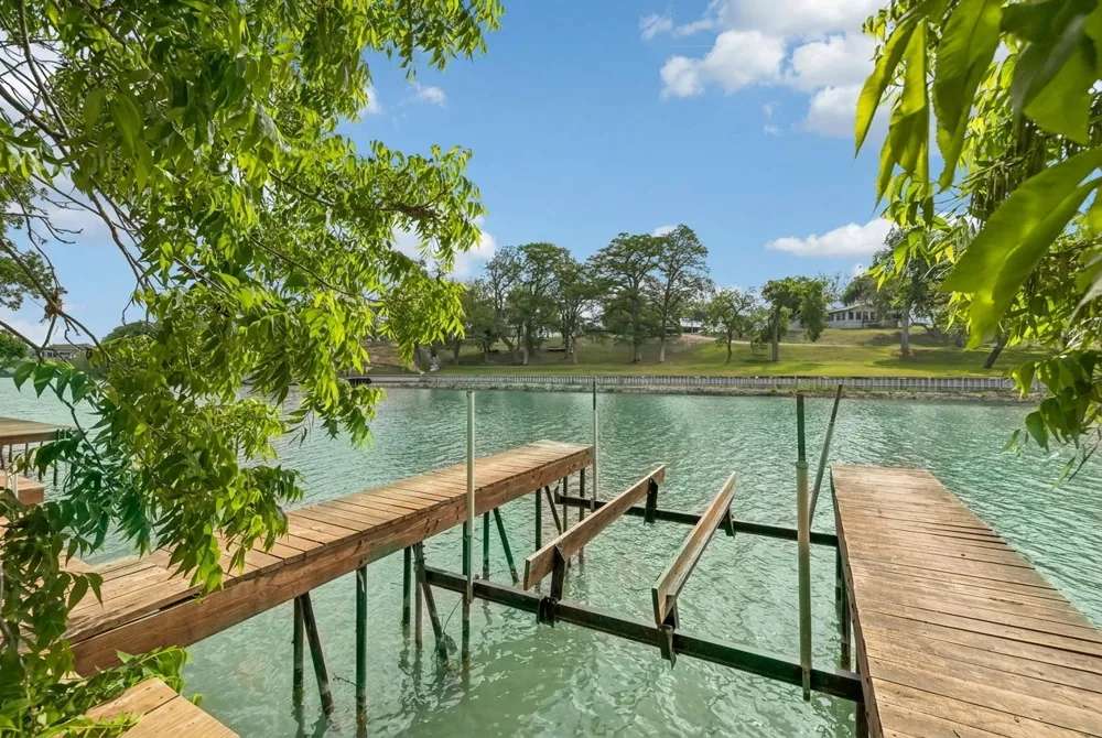 360 Shangrila Lane New Braunfels, TX 78130