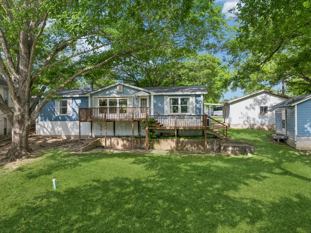 360 Shangrila Lane New Braunfels, TX 78130
