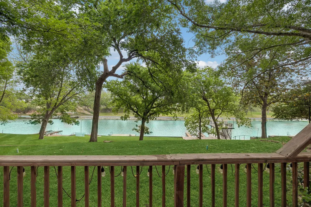 360 Shangrila Lane New Braunfels, TX 78130