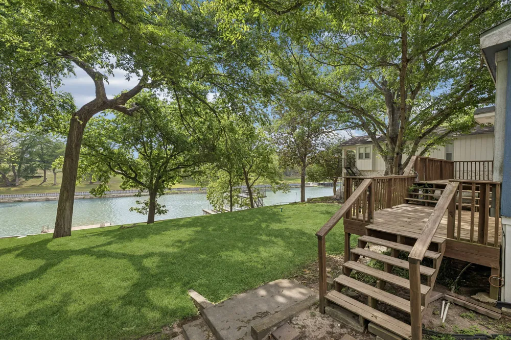 360 Shangrila Lane New Braunfels, TX 78130